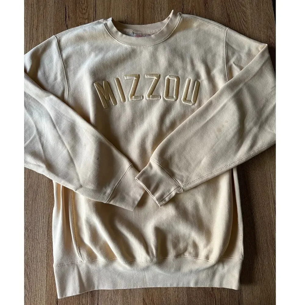 MV Sports Light Oversized Yellow Mizzou Crewneck Sweatshirt Size Small
